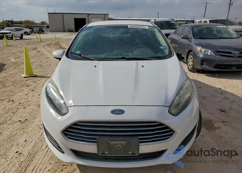 2018 Ford Fiesta Se z USA, uszkodzony, nr VIN 3FADP4BJ6JM121663